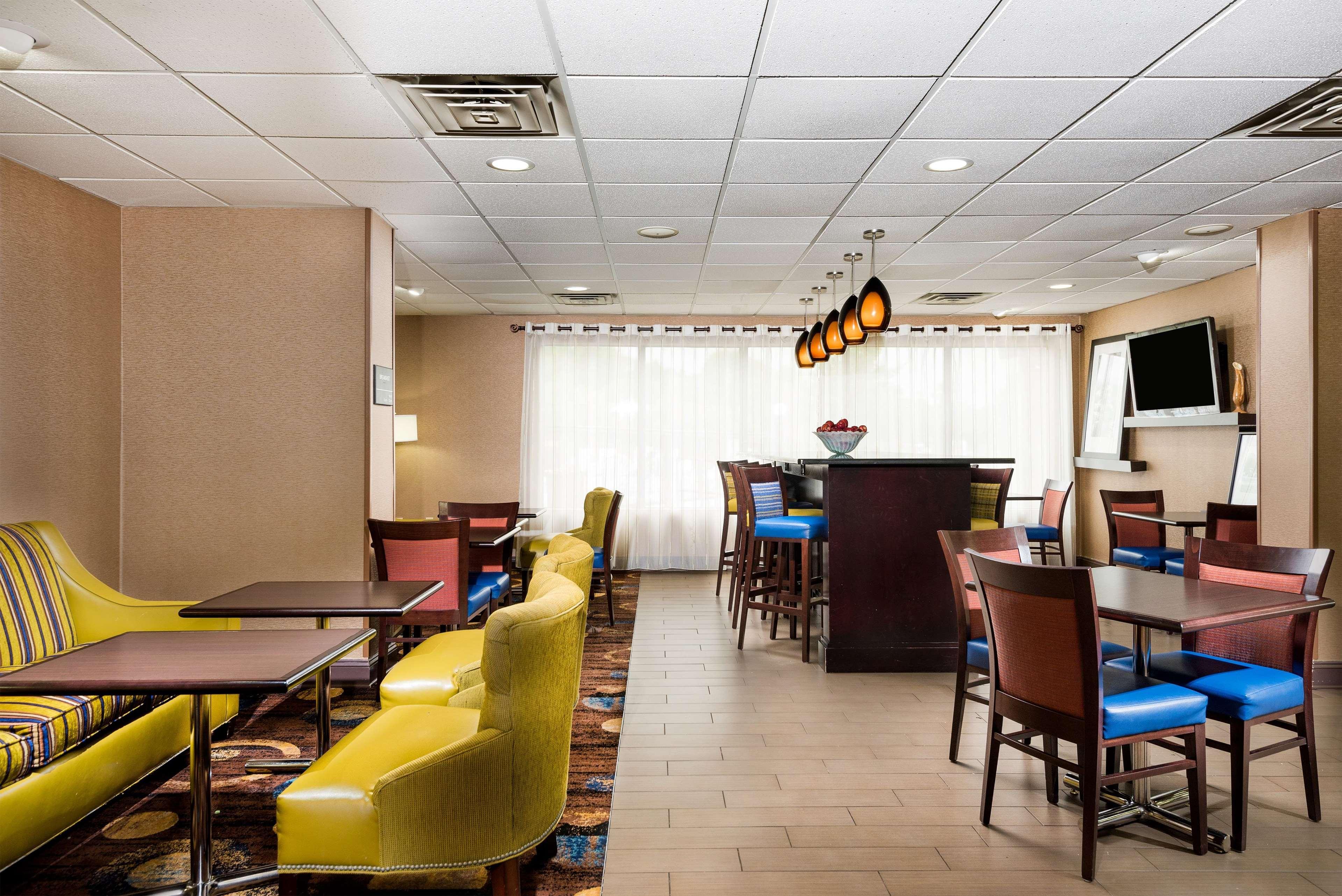 Hampton Inn Ft. Chiswell-Max Meadows Exterior foto