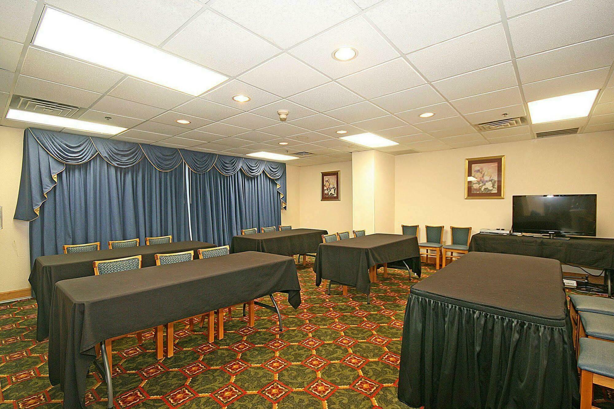 Hampton Inn Ft. Chiswell-Max Meadows Exterior foto
